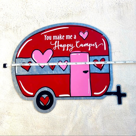 Camper Trailer Door Hanger Wall Decor You Make Me a Happy Camper Hearts - Picture 1 of 6